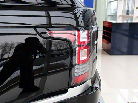 2013款 NA 5.0 V8 Vogue SE 2013款 NA 5.0 V8 Vogue SE