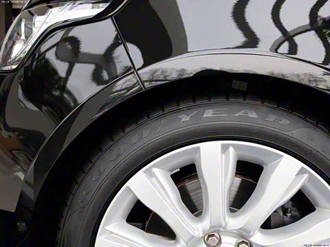 2013款 NA 5.0 V8 Vogue SE 2013款 NA 5.0 V8 Vogue SE