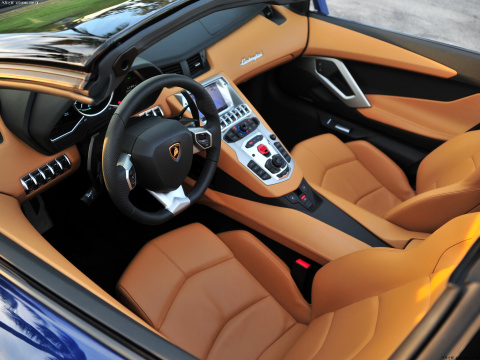 2013 LP 700-4 Roadster