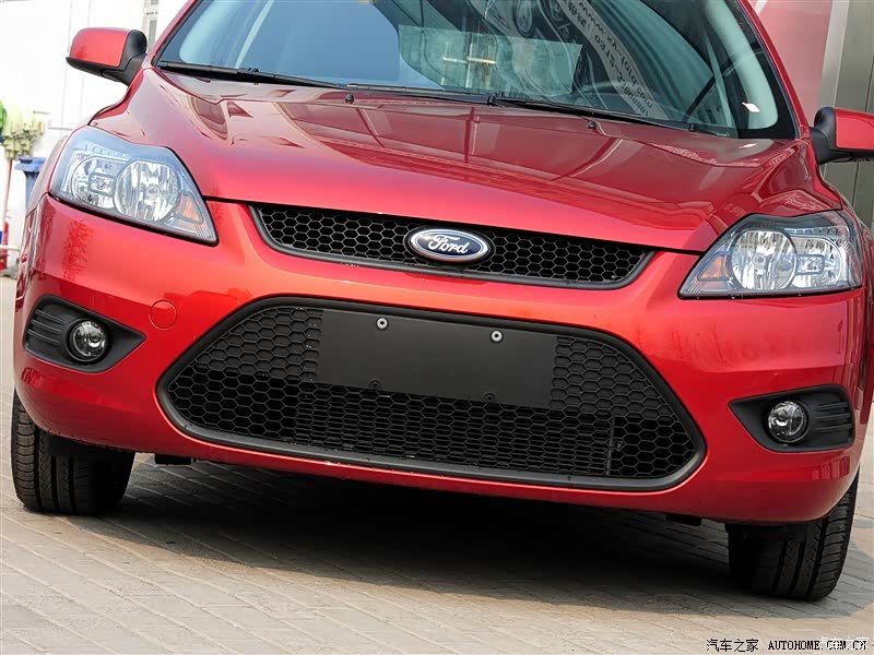 福克斯 2013款 两厢经典 1.8L AT基本型 18860