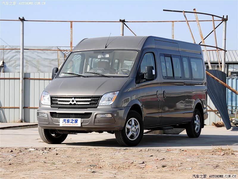 上汽大通v80报价,上汽大通v80报价及图片