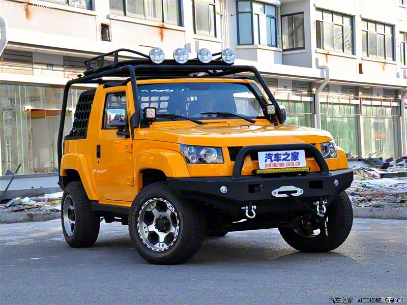 北京汽车B40整体外观