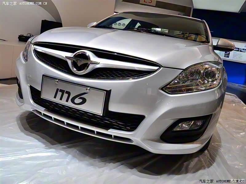 海马汽车M6整体外观