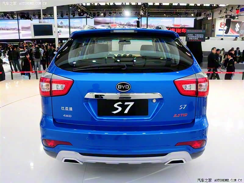 比亚迪S7整体外观