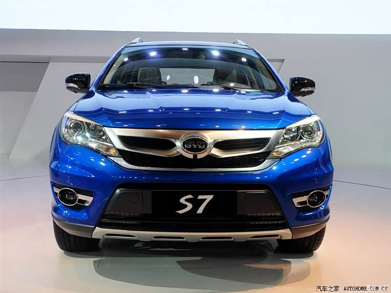 比亚迪S7整体外观