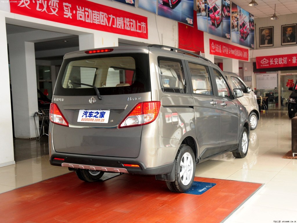 长安汽车 欧诺 2012款 1.5l豪华型