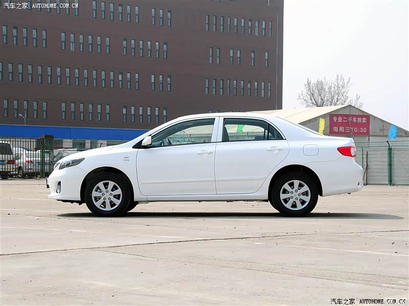 一汽丰田 卡罗拉 2013款 特装版 1.6l 自动炫酷型gl