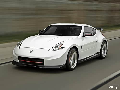 【日产<em>跑车</em>特训营中<em>淑女</em>性感<em>跑车</em>370Z_东风
