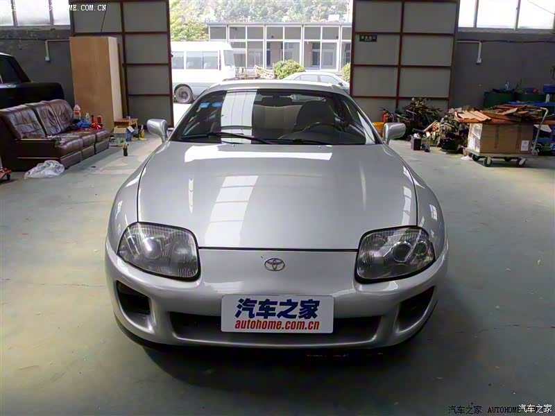 丰田SUPRA整体外观