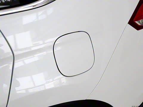 2013款 2.4L 两驱豪华版 2013款 2.4L 两驱豪华版