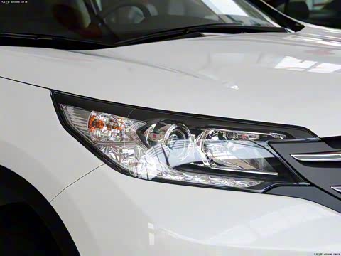 2013款 2.4L 两驱豪华版 2013款 2.4L 两驱豪华版