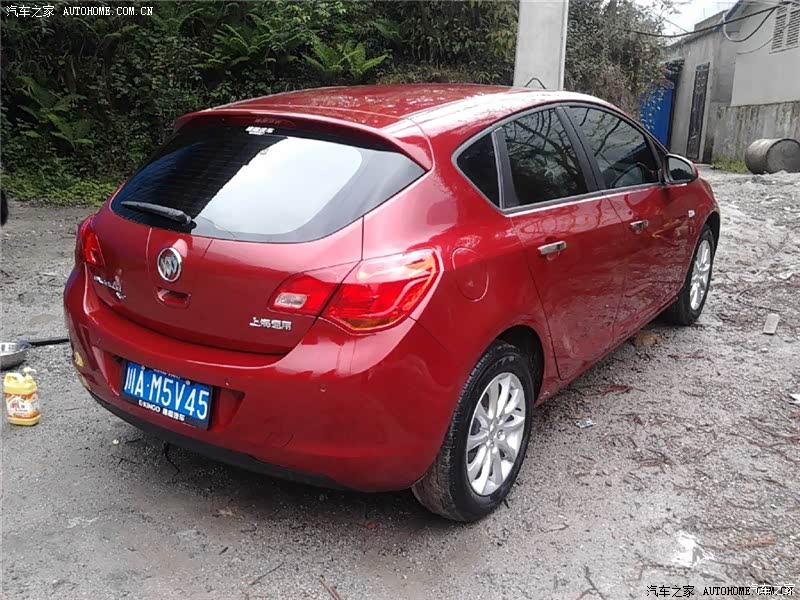 别克英朗整体外观