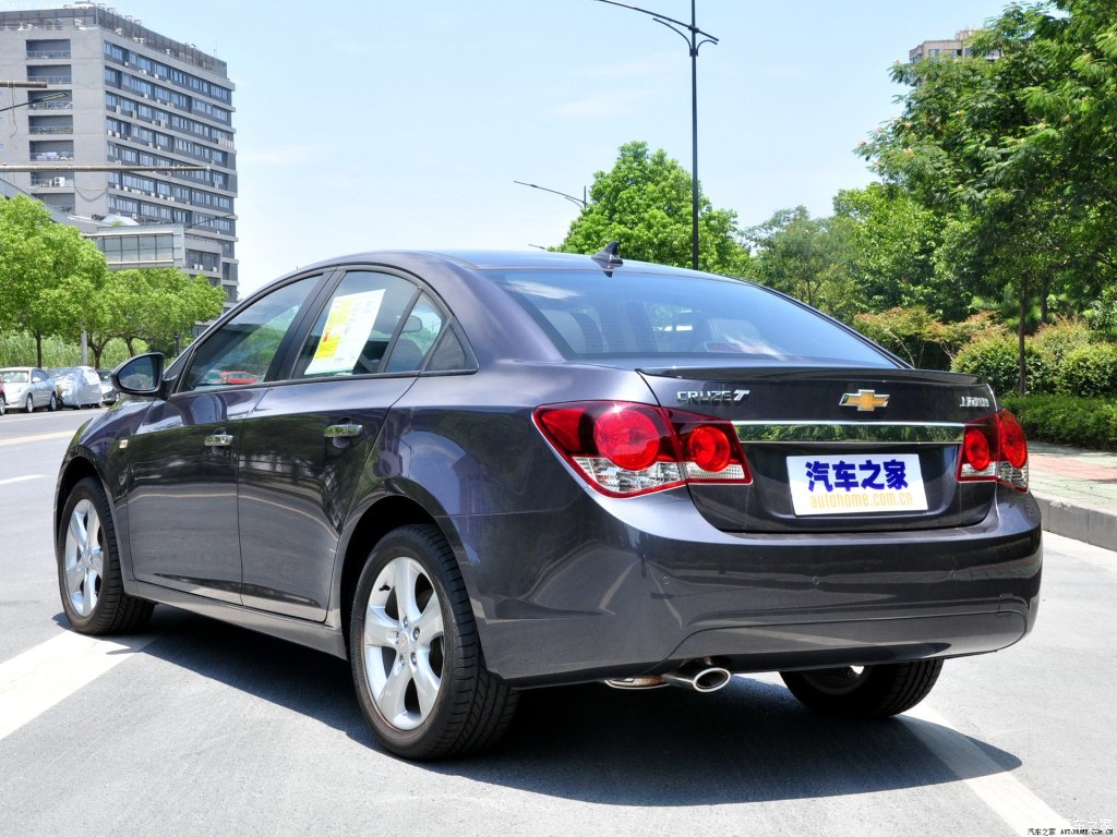 上汽通用雪佛兰 科鲁兹 2012款 1.6t se mt