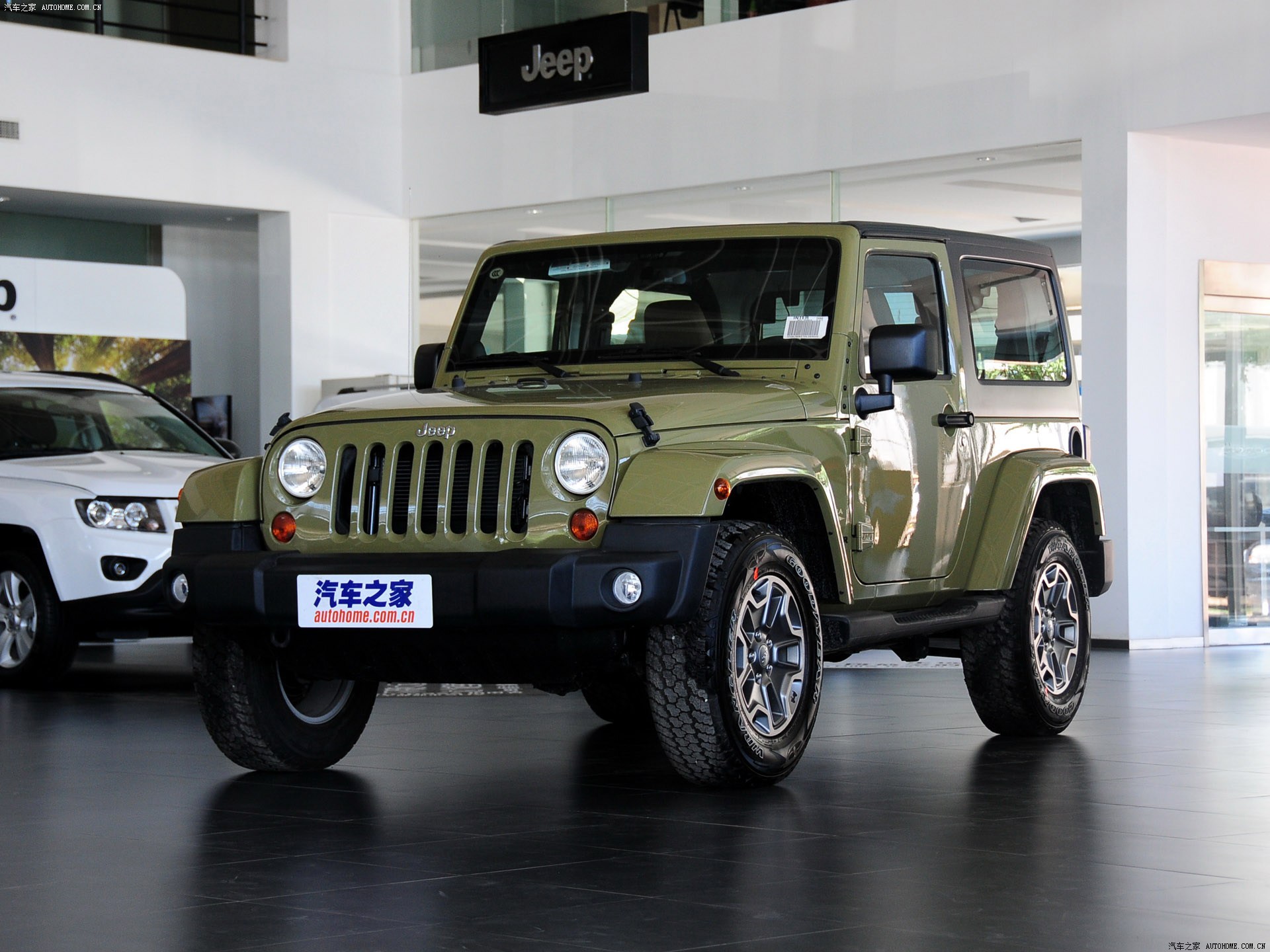 新款Jeep指南者正式上市 外观大幅改动/内饰科技感显著提升