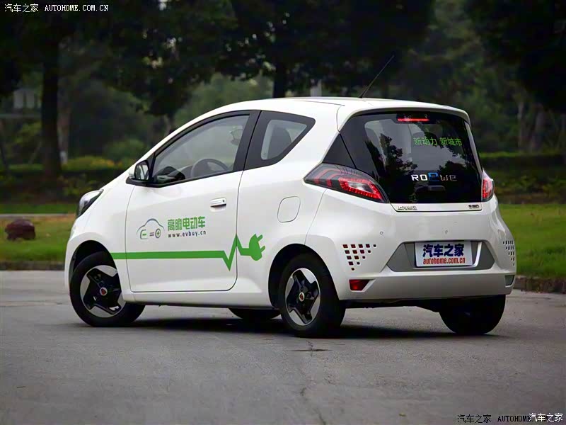 荣威E50整体外观