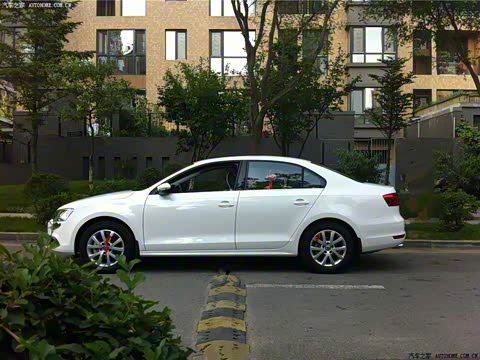 2012款 1.4TSI 自动豪华型 2012款 1.4TSI 自动豪华型