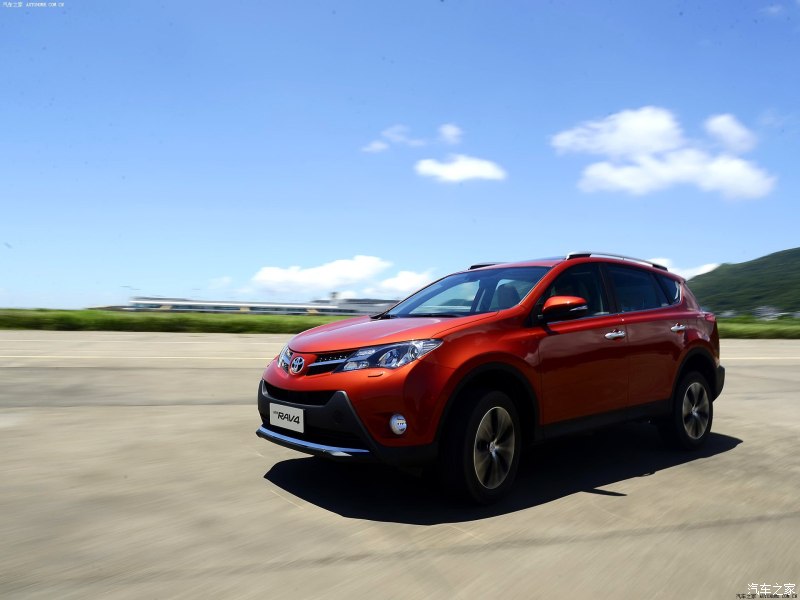 一汽丰田 丰田rav4 2013款 2.5l 自动四驱尊贵版