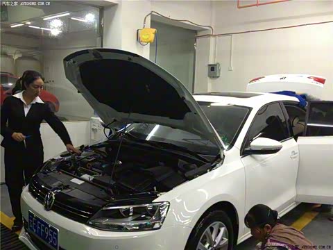 2012款 1.4TSI 手动豪华型 2012款 1.4TSI 手动豪华型