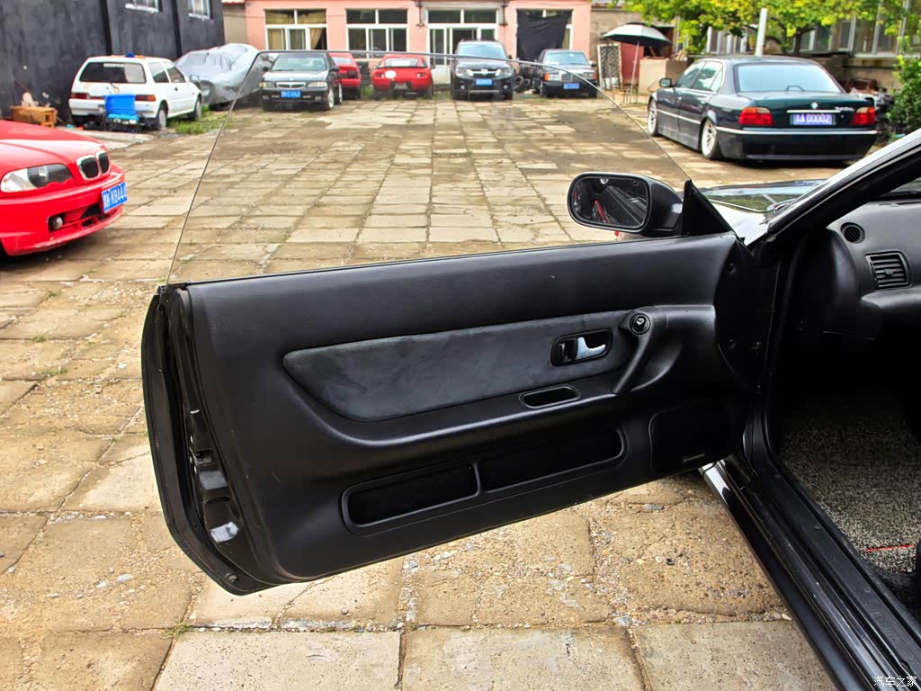 跑车没有四驱的吗 v_201309111009464704606.jpg