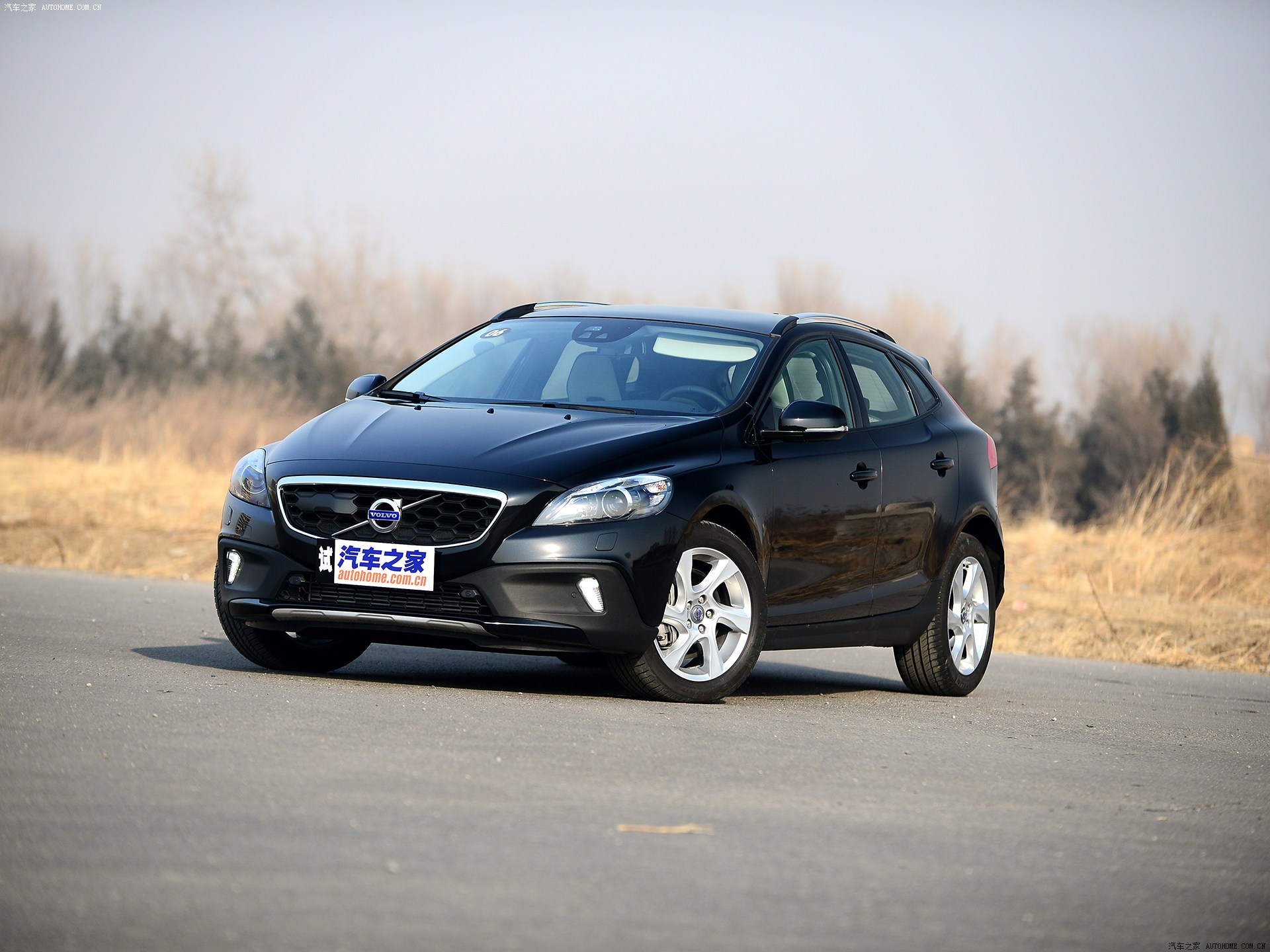 沃尔沃V40系列2014款 Cross Country 2.0T T5 AWD 智雅版