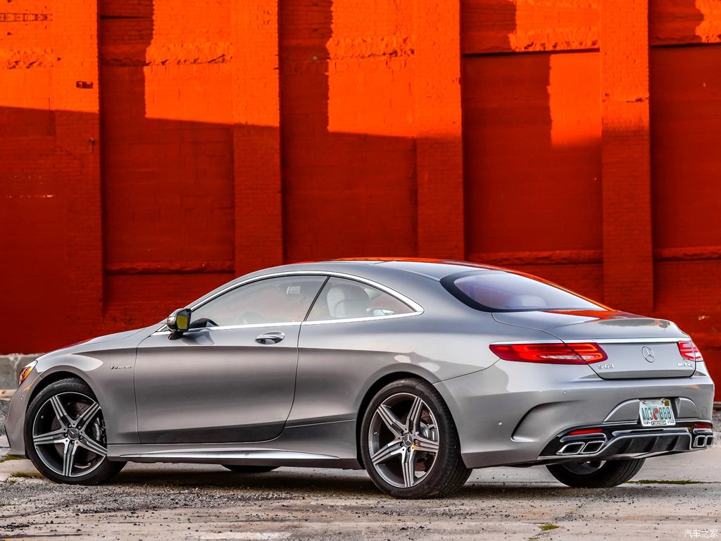 梅赛德斯-amg 奔驰s级amg 2015款 s 63 amg 4matic coupe