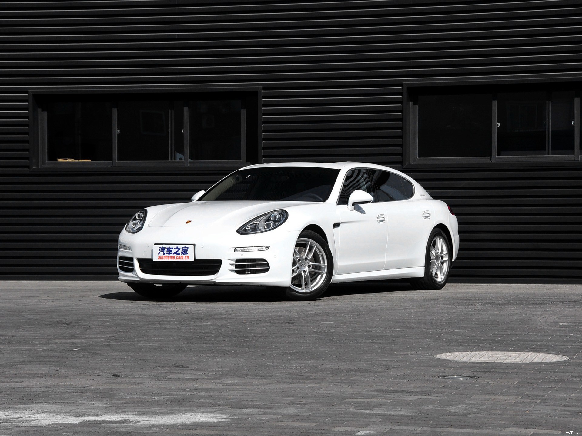 Panamera系列2014款 Panamera 4 Executive 3.0T