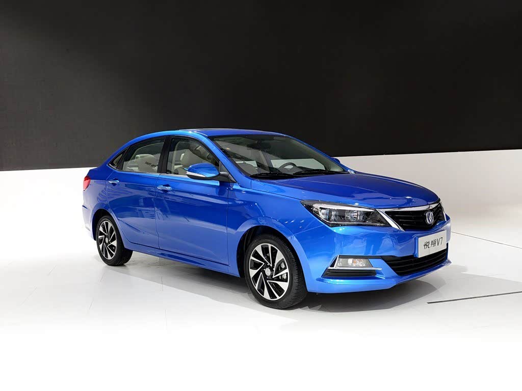 长安汽车悦翔v72015款1.6l自动乐享型雨燕里程线图片