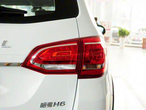 2014款 运动版 1.5T 手动两驱精英型 2014款 运动版 1.5T 手动两驱精英型