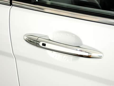 2014款 运动版 1.5T 手动两驱精英型 2014款 运动版 1.5T 手动两驱精英型