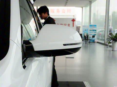 2014款 运动版 1.5T 手动两驱精英型 2014款 运动版 1.5T 手动两驱精英型