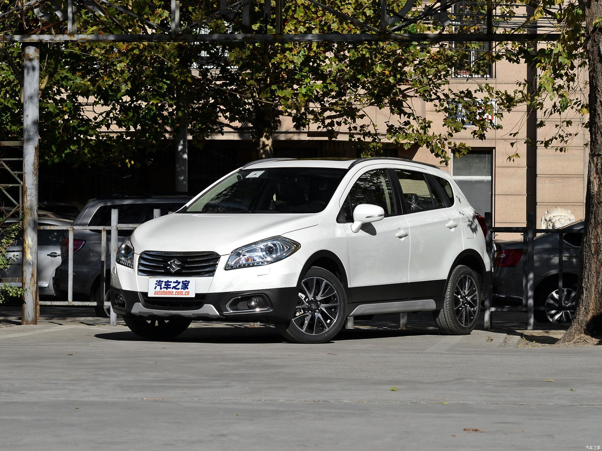 锋驭系列2014款 1.6L CVT四驱尊贵型