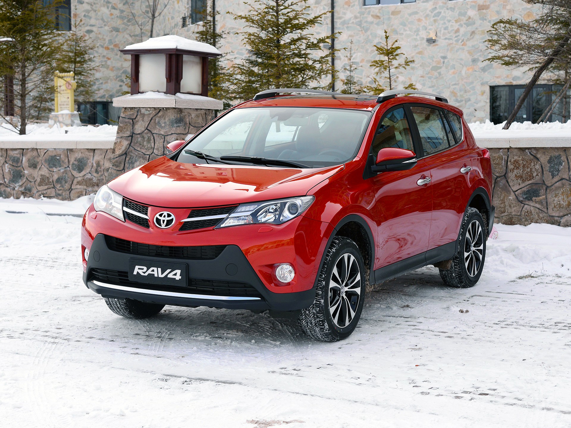 一汽丰田RAV4系列2015款 2.5L 自动四驱尊贵版
