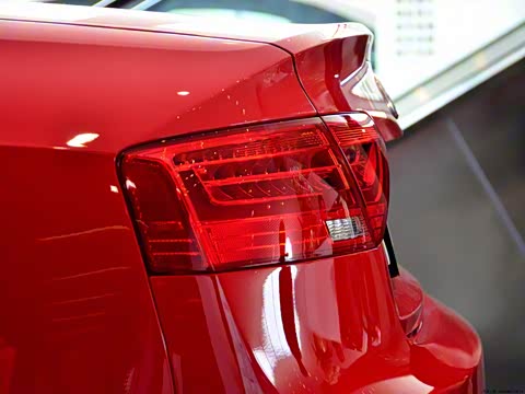 2013款 Cabriolet 40 TFSI quattro 2013款 Cabriolet 40 TFSI quattro