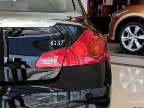2013 G37 Sedan