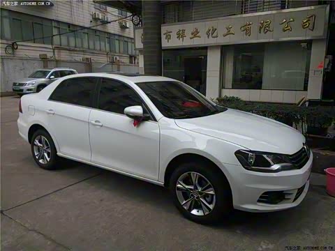 2013款 1.6L 手动舒适型 2013款 1.6L 手动舒适型