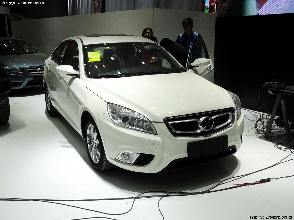 绅宝D50系列2014款 1.5L CVT豪华版