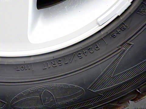 2014款 2.8TD Sahara 四门版 2014款 2.8TD Sahara 四门版