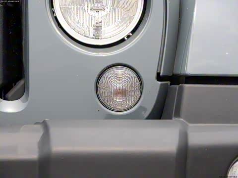 2014款 2.8TD Sahara 四门版 2014款 2.8TD Sahara 四门版