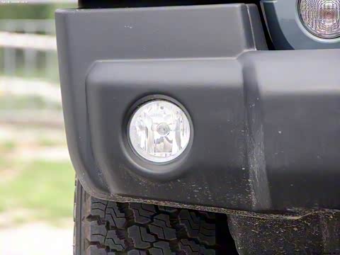 2014款 2.8TD Sahara 四门版 2014款 2.8TD Sahara 四门版