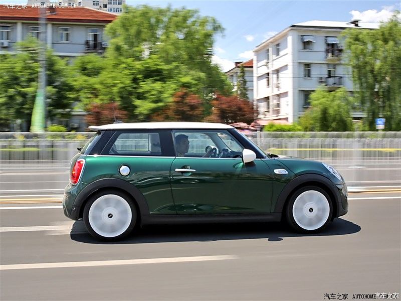 MINI 2014款 2.0T COOPER S Excitement 252