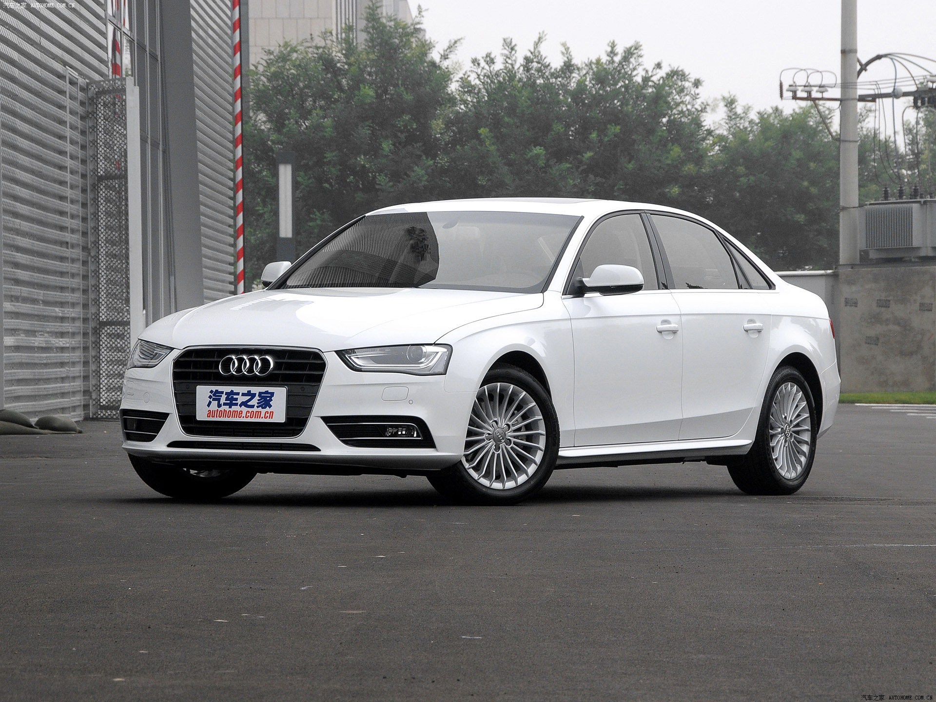 奥迪A4L系列2015款 35 TFSI 自动技术型