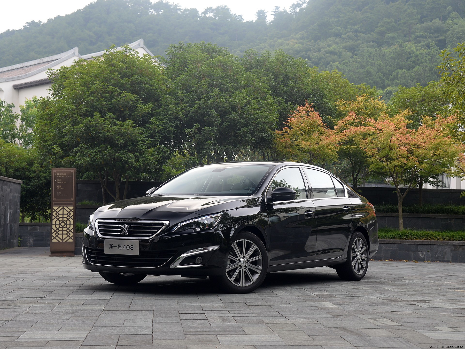标致408系列2014款 1.6T 自动至尊版