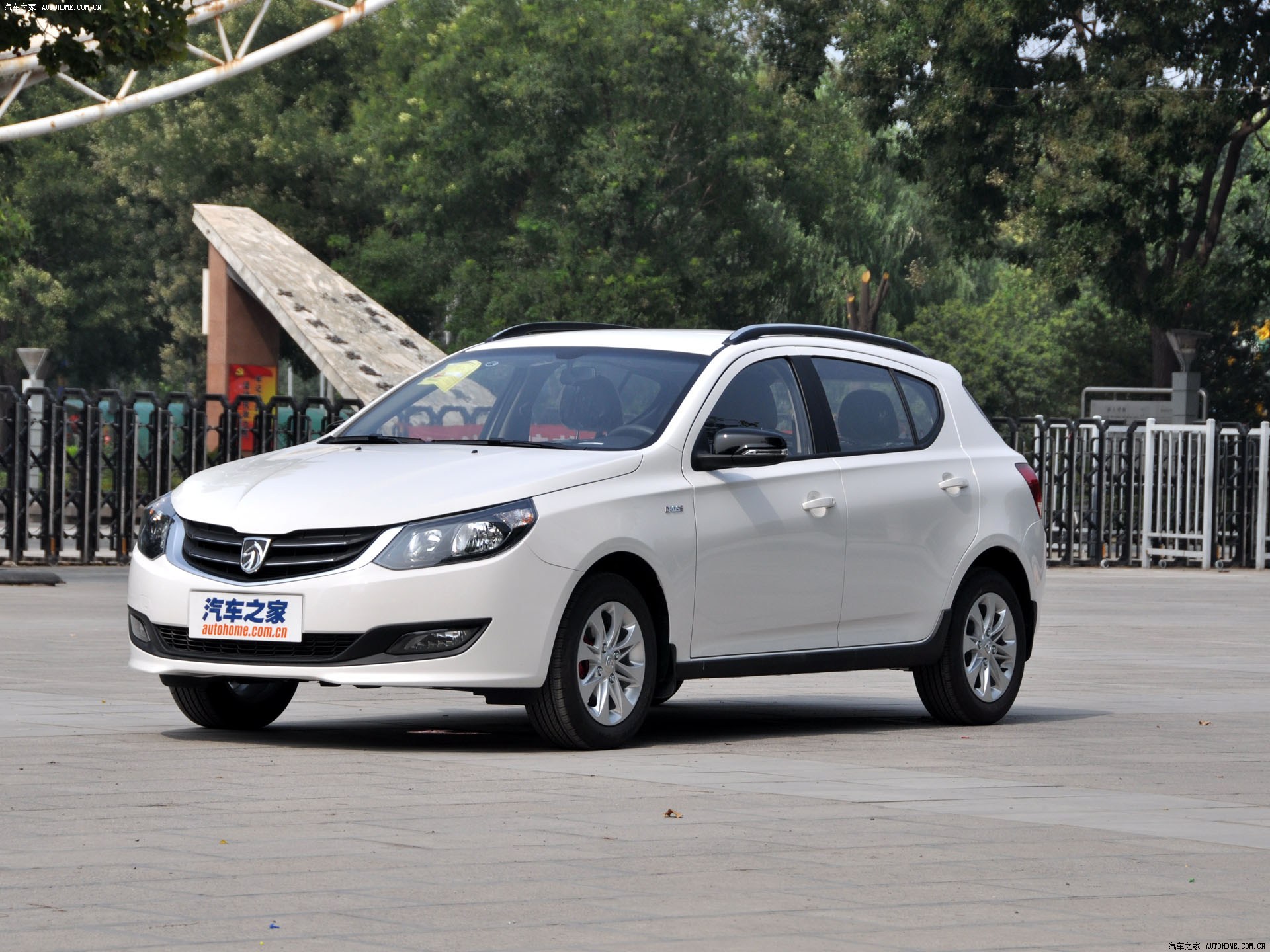 宝骏610系列2014款 CROSS 1.5L 手动标准型