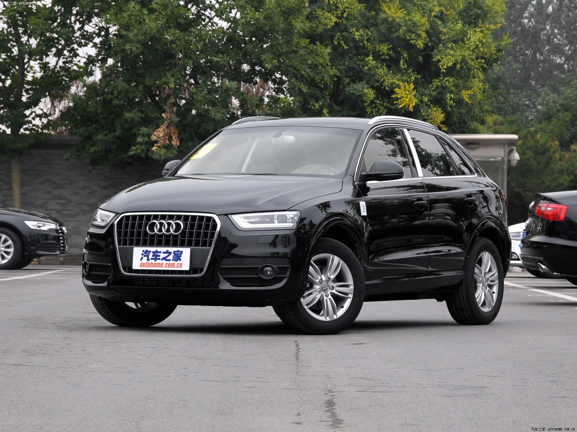 奥迪Q3系列2015款 35 TFSI 舒适型