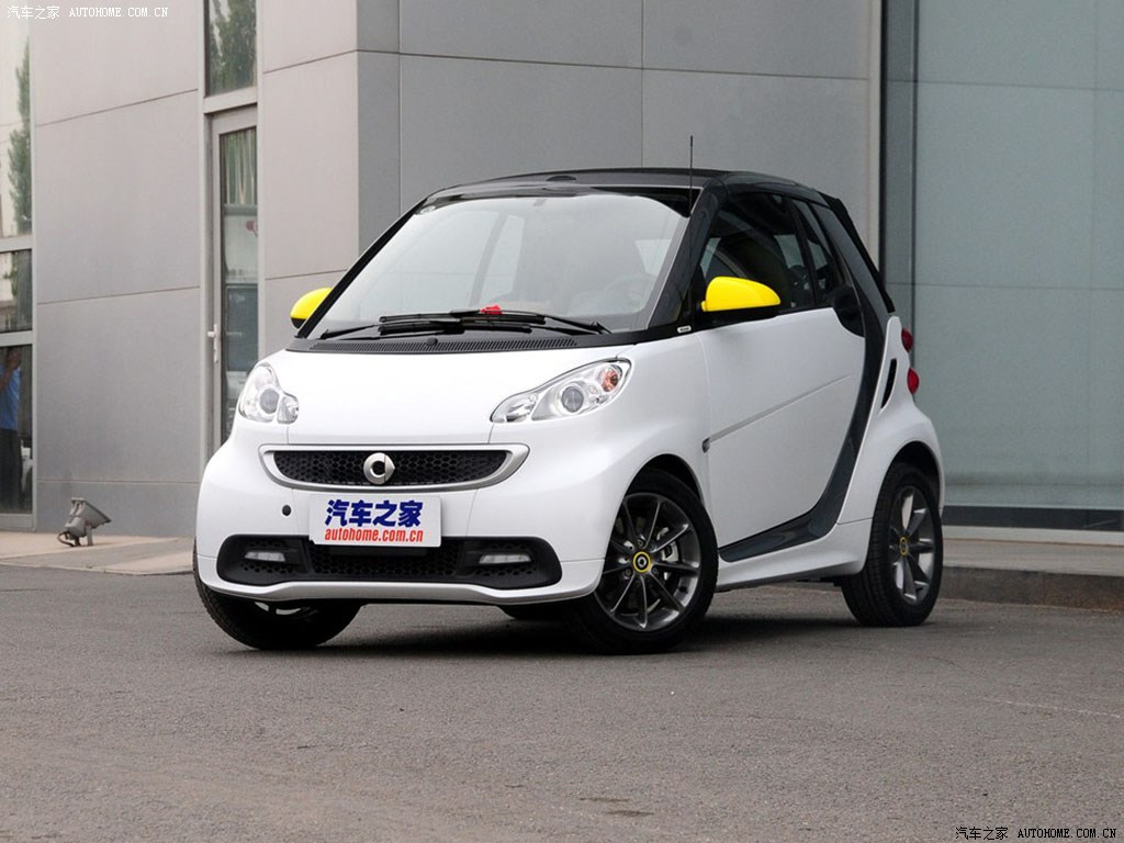 smart fortwo系列2014款 1.0 MHD 敞篷城市光波激情版