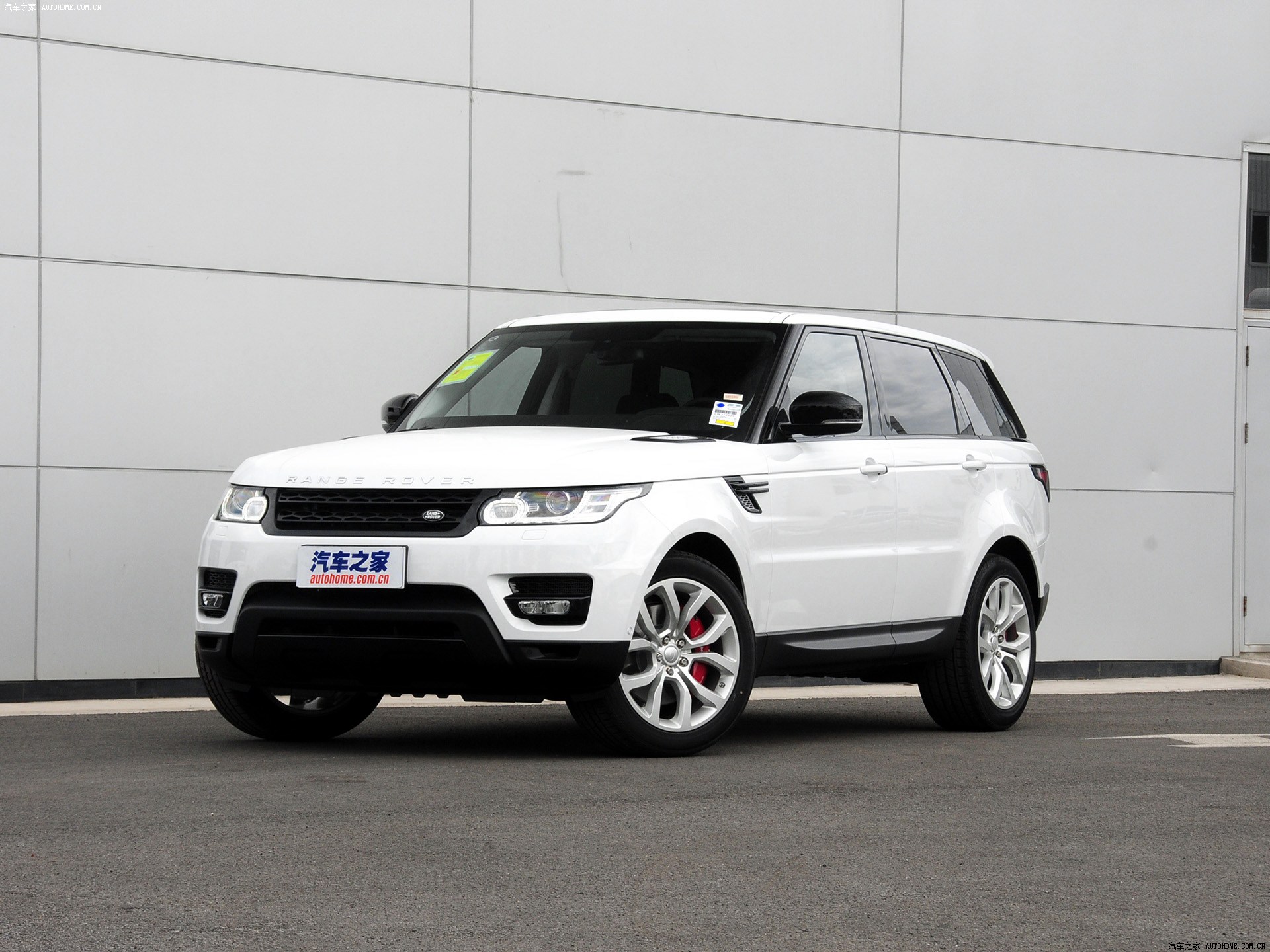 揽胜运动版系列2014款 5.0 V8 SC 锋尚创世版 Dynamic