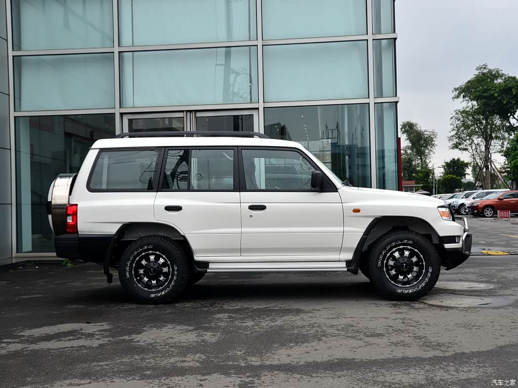 猎豹q6汽车报价及图片_猎豹汽车q6_猎豹汽车