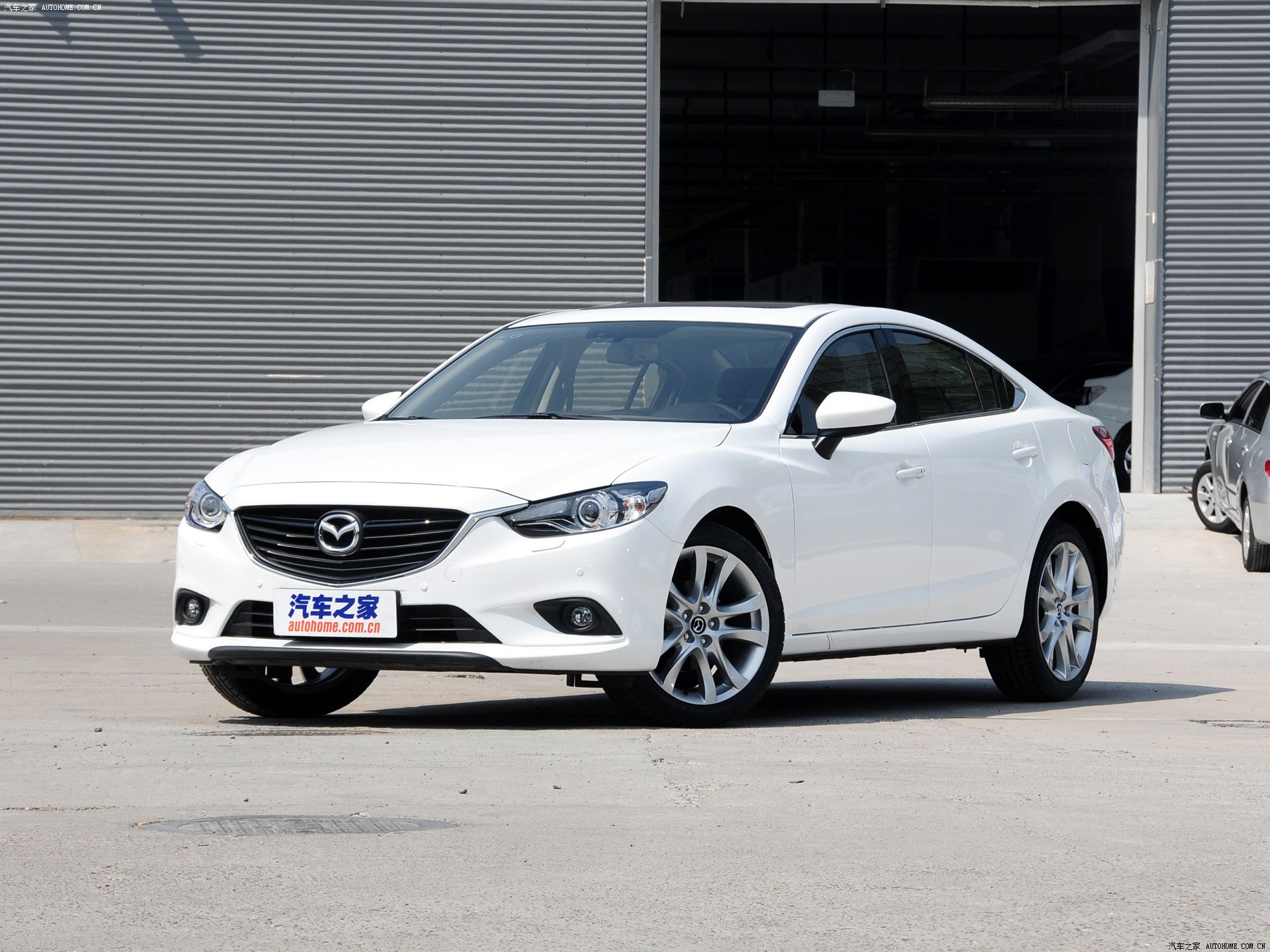 阿特兹系列2014款 2.5L 蓝天尊崇版