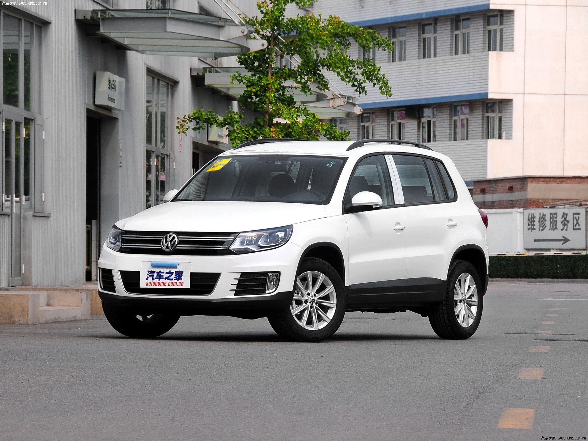 途观系列2015款 1.8TSI 自动两驱舒适版