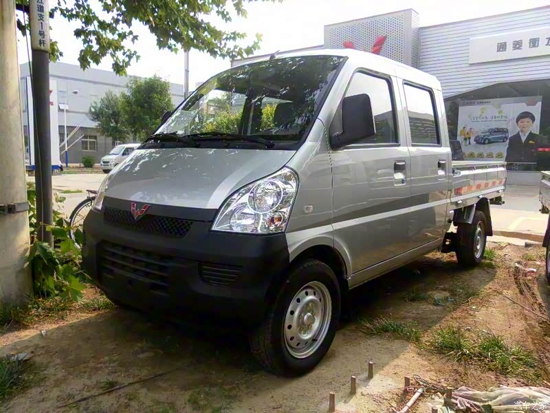 【图解图片_柳州新事业五菱五菱荣光小卡图片